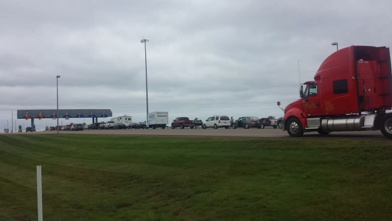 Mountie dragged on Confederation Bridge by driver of stolen truck