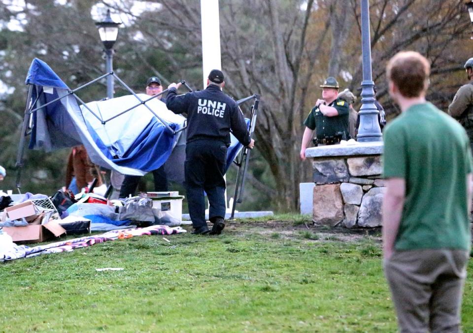 Police dismantle a protest at the University of New Hampshire (AP)