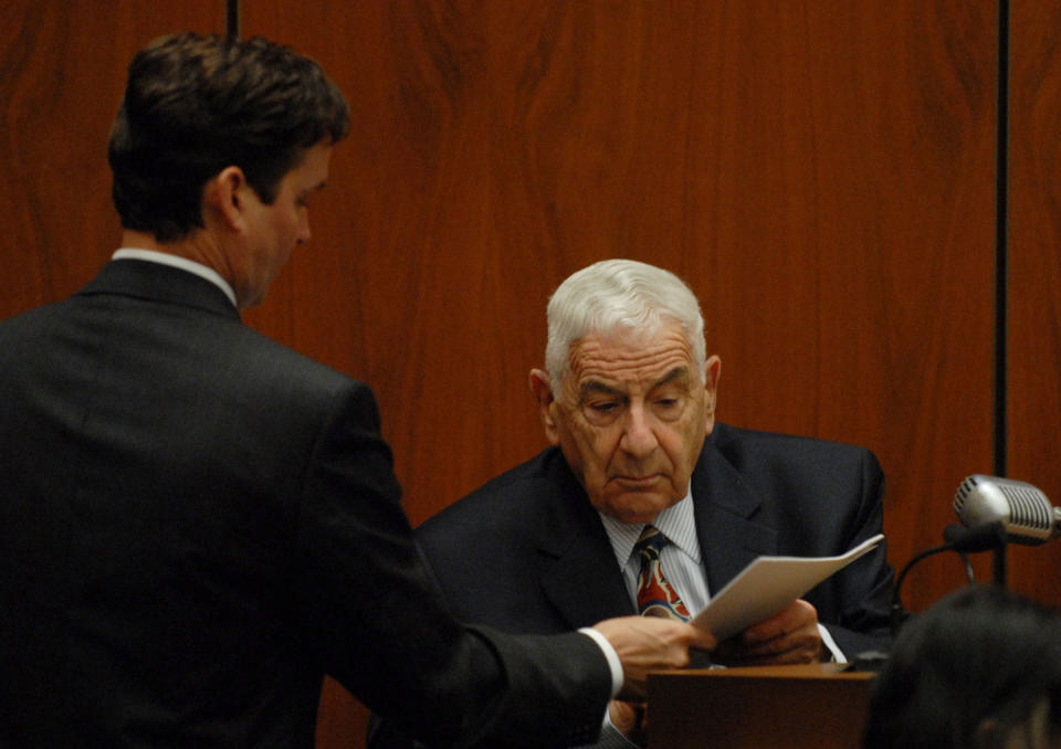 Prosecutor Alan Jackson cross examines defense witness Werner Spitz, a forensic pathologist in the murder trial of music producer Phil Spector in Superior Court July 26, 2007, in Los Angeles.<span class="copyright">Jamie Rector—Getty Images</span>