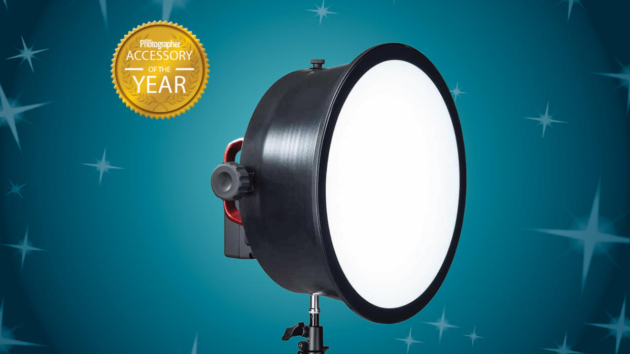  Rotolight Smart Soft Box. 