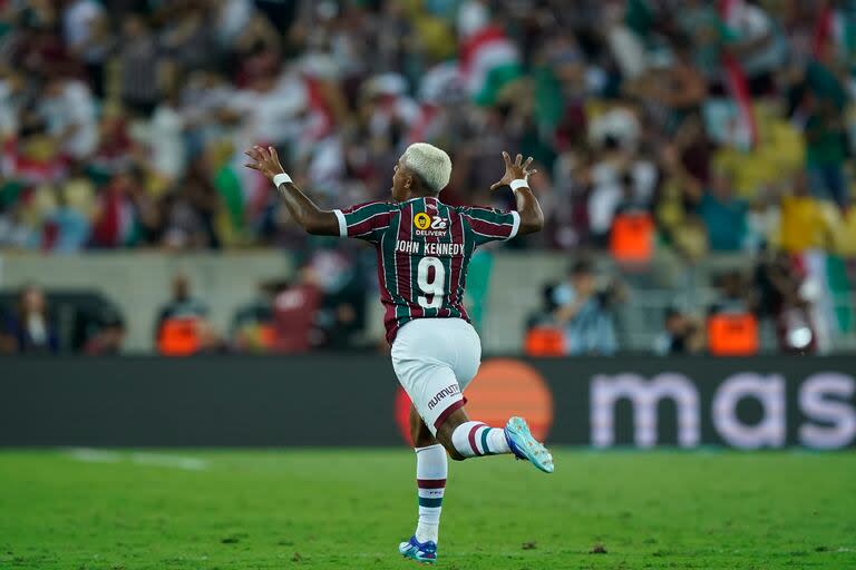 John Kennedy celebra el gol que le daría la Copa Libertadores a Fluminense, tras vencer a Boca en la final disputada el 4 de noviembre de 2023 en el Maracaná