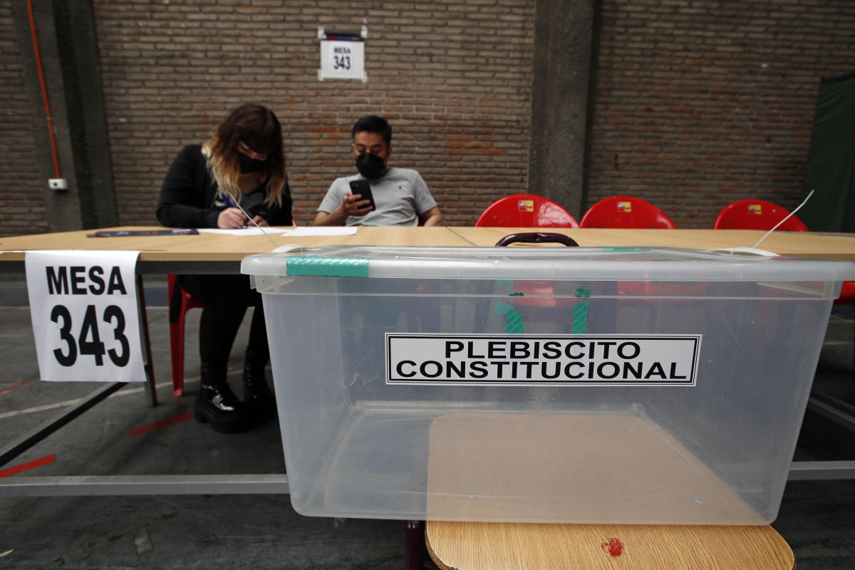 Chile vota proyecto de constitución con cambios importantes