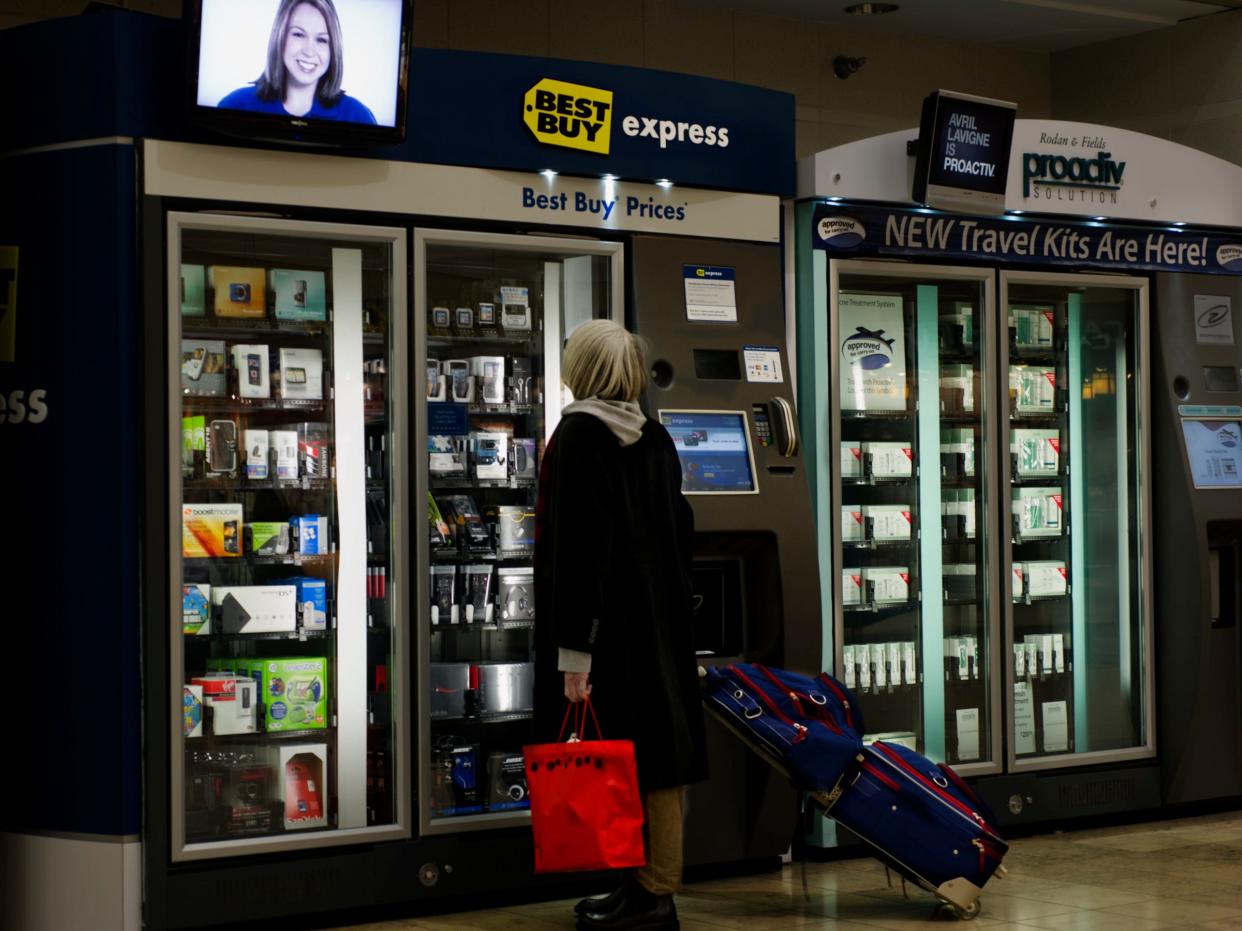 Best Buy vending machine