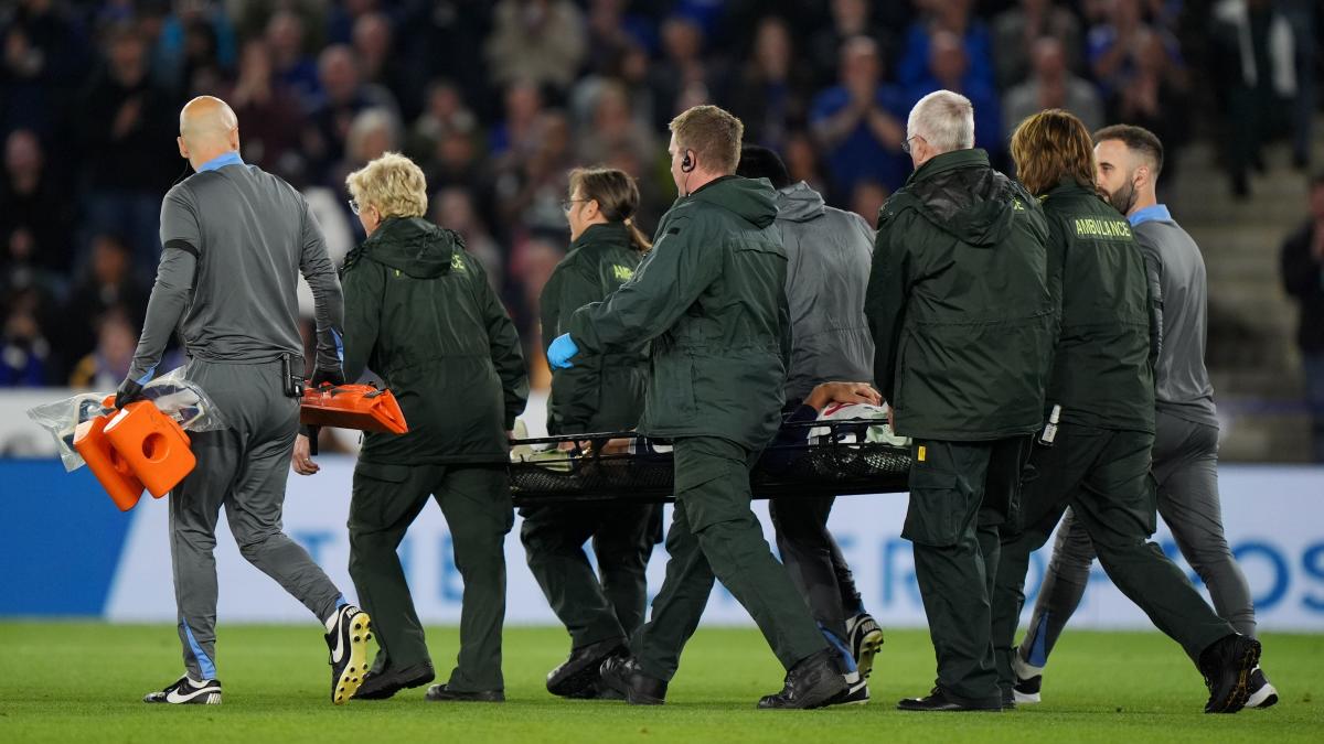 Rodrigo Bentancur is “conscious and able to communicate” after incident in Leicester game