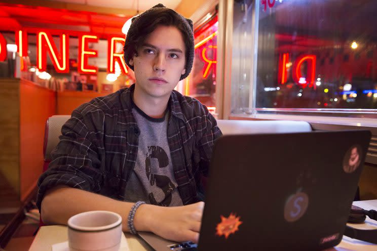 Cole Sprouse es Jughead en el nuevo show “Riverdale”. The CW