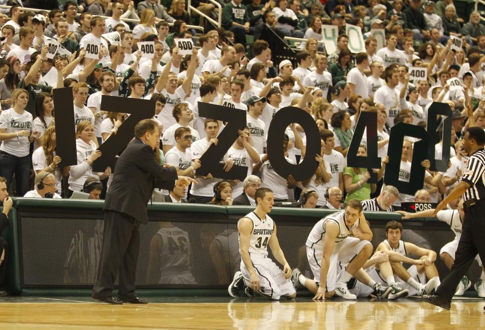 The Izzone made sure no one forgot how many wins Tom Izzo had in the final seconds of his 400th victory on Jan. 25, 2012.