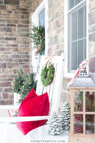 <p><a href="https://www.onsuttonplace.com/simple-christmas-porch-ideas/" data-component="link" data-source="inlineLink" data-type="externalLink" data-ordinal="1">On Sutton Place</a></p>