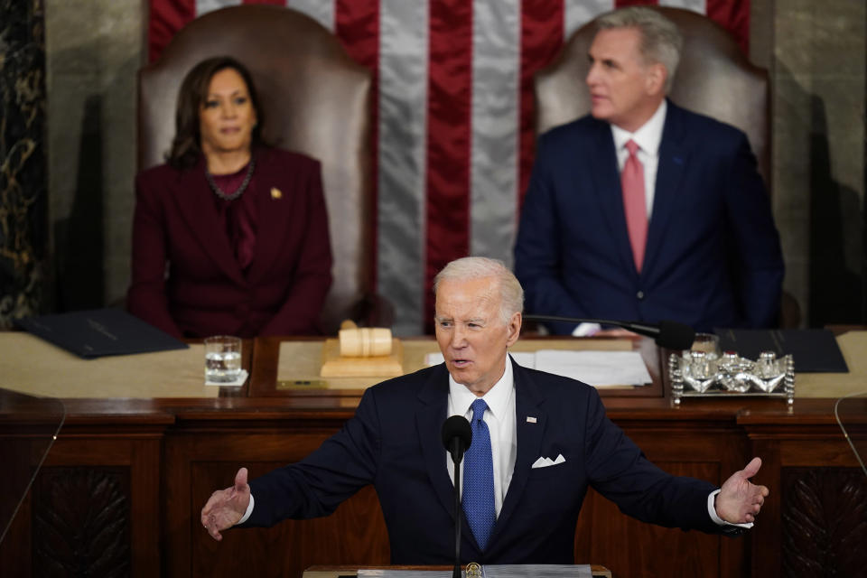 WASHINGTON, DC - FEBRUARY 07: President Joe Biden speaks as Vice President Kamala Harris, left, and Speaker of the House Kevin McCarthy (R-CA), right, listen during a State of the Union address at the U.S. Capitol on Tuesday, Feb. 7, 2023 in Washington, DC. (Kent Nishimura / Los Angeles Times via Getty Images)