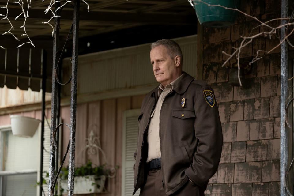 Der Polizist Del Harris (Jeff Daniels) steht vor einer schweren Entscheidung.  (Bild: 2021 Showtime Networks Inc)