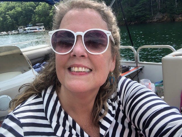 Despite some unpleasant boating experiences in the past, Nancy Williams recently found pontoon paradise.