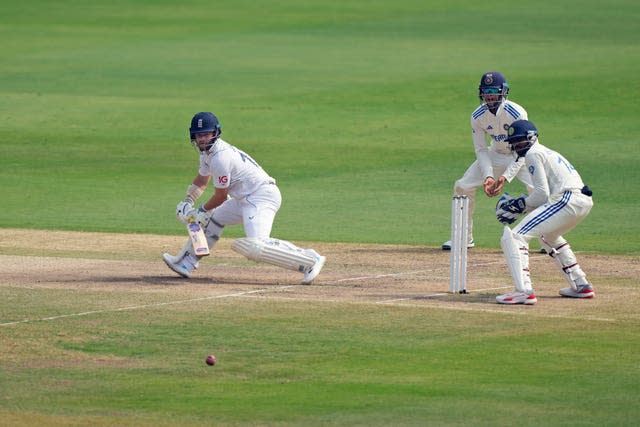 Ben Duckett swept his way to 38no at lunch.