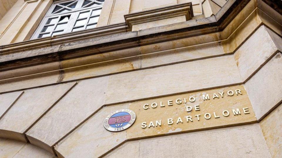 Fachada del Colegio Mayor de San Bartolomé en Bogotá.