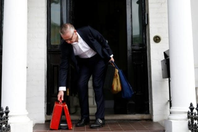 British minister Gove nearly drops Brexit documents