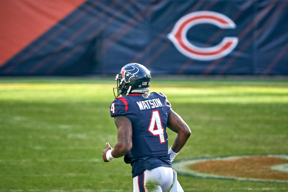 CHICAGO, IL - DECEMBER 13: Houston Texans quarterback Deshaun Watson (4) jogs back to the sidelines in action during a game between the Chicago Bears and the Houston Texans on December 13, 2020, at Soldier Field in Chicago, IL. (Photo by Robin Alam/Icon Sportswire via Getty Images)