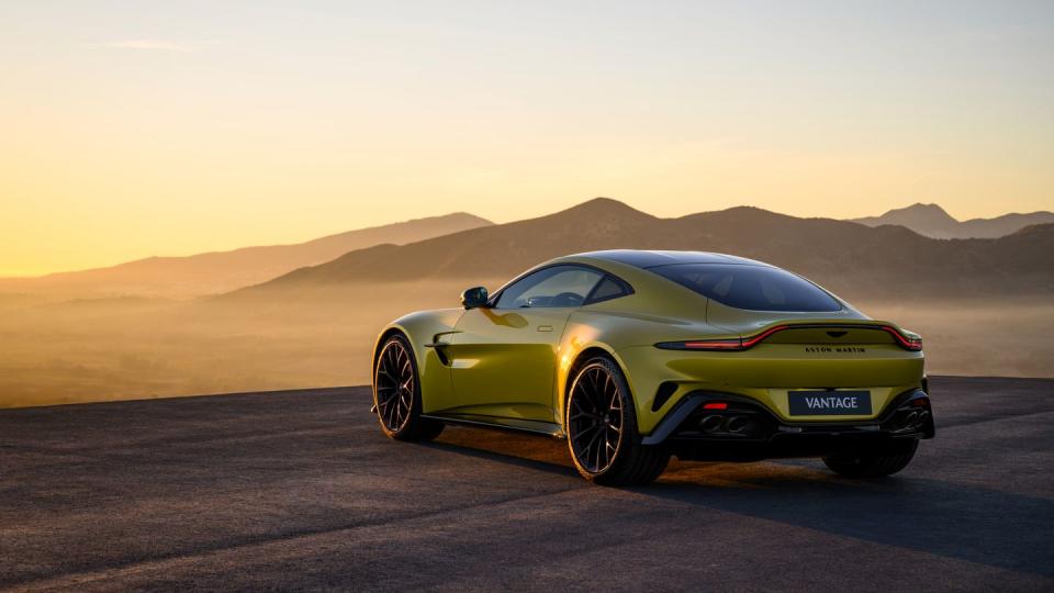 2025 aston martin vantage