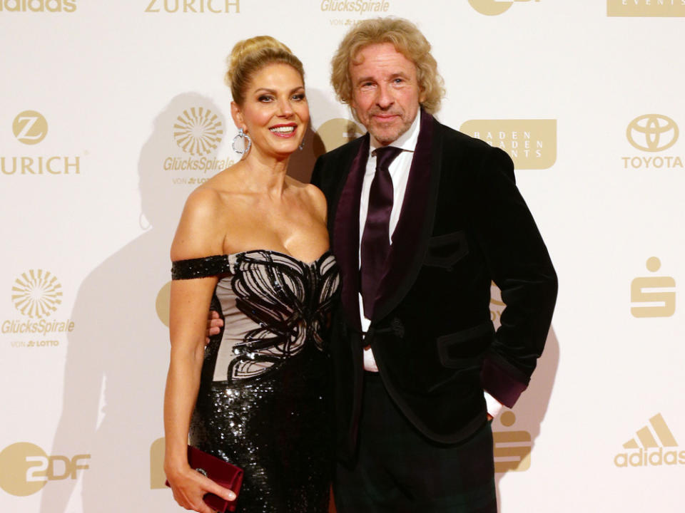 Karina Mroß und Thomas Gottschalk in Baden-Baden (Bild: imago images/Pressefoto Baumann)