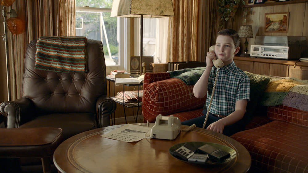 Sheldon (Iain Armitage) in Young Sheldon. (Warner TV).