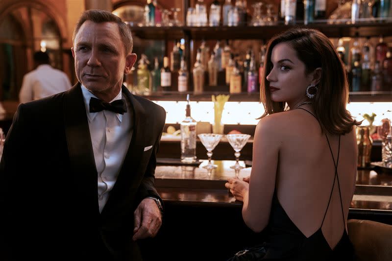 《007生死交戰》即將於9月30日在台上映。（圖／UIP提供）