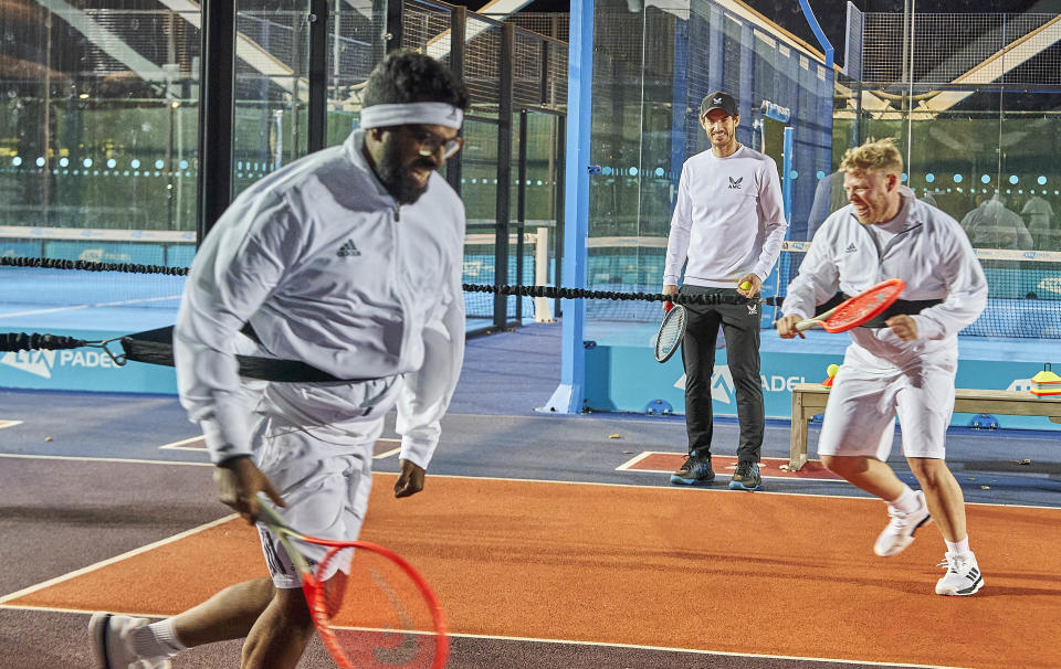 Andy Murray puts Romesh Ranganathan and Rob Beckett through their paces. (Sky UK / Andrea Southam)