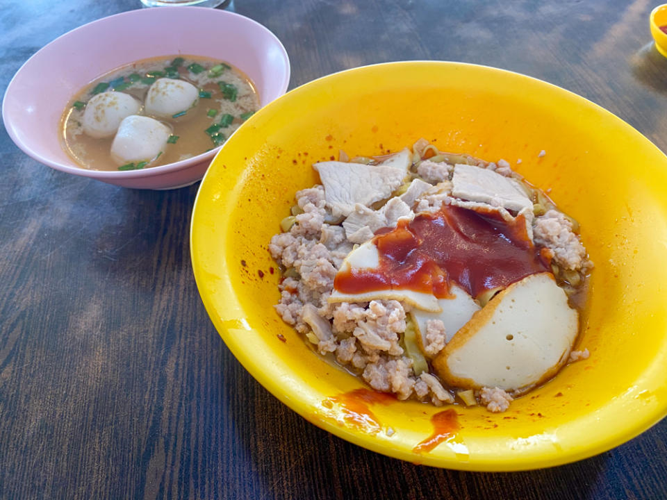 Nameless BCM Stall — noodles and soup