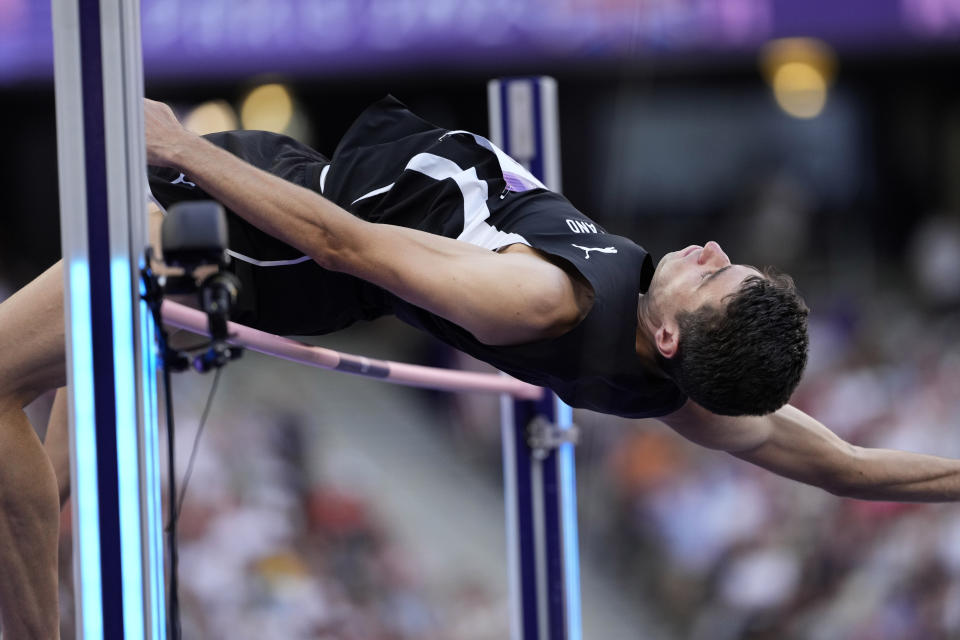 After 11 straight misses, New Zealand's Hamish Kerr wins lengthy jump