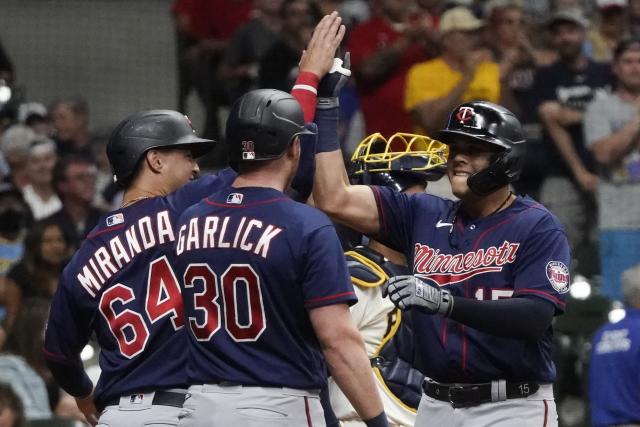 Jose Miranda Takes Hader Deep for Walk-Off Homer