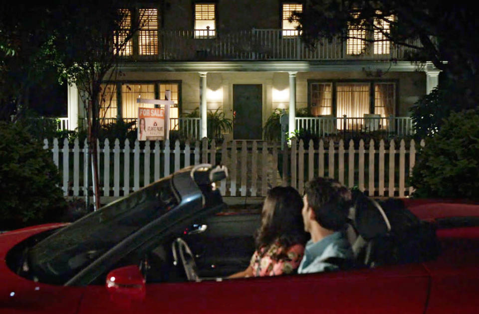 <p>Rafael has made it clear to Jane from the beginning that he dreams of having the kind of warm, loving, close-knit family that he never had. So, he bought this gorgeous house with a white-picket fence, the kind of place Jane also dreamed of living in.</p><p><i>(Credit: The CW)</i><br></p>