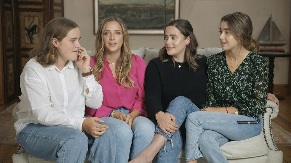 Maisy, Finnegan, Naomi, & Natalie Biden(2020)