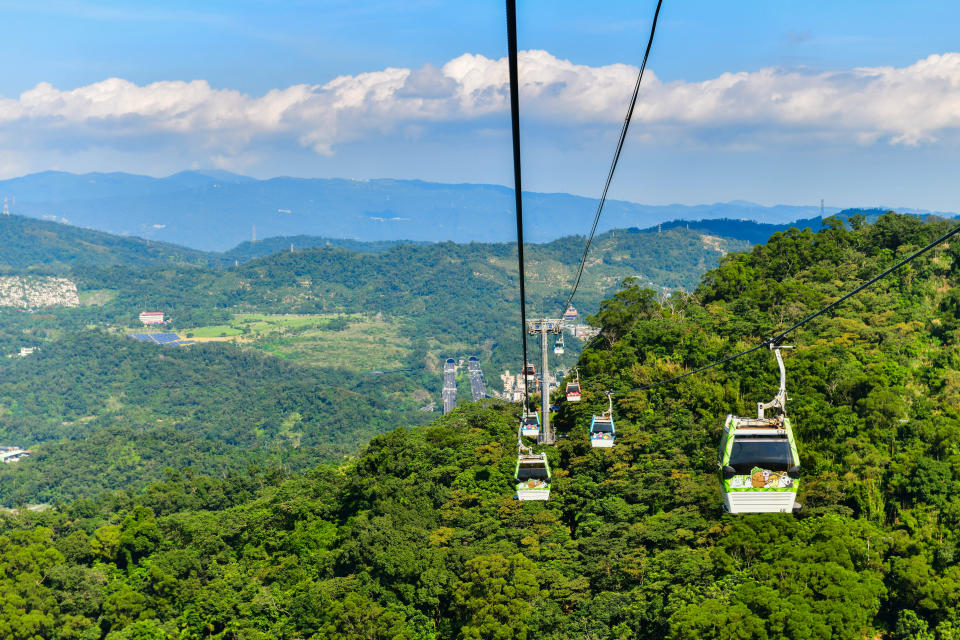 <p>The Taipei Maokong has become a must-visit travel destination in recent years. (Photo courtesy of Shutterstock)</p>
