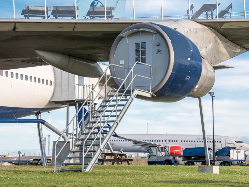 Jumbo Stay 747 engine room.