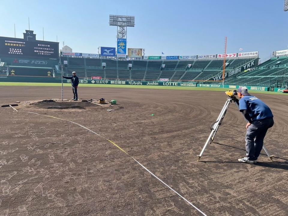 <strong>阪神園藝自豪甲子園球場草皮使用20多年不需翻新。（圖／翻攝自IG）</strong>