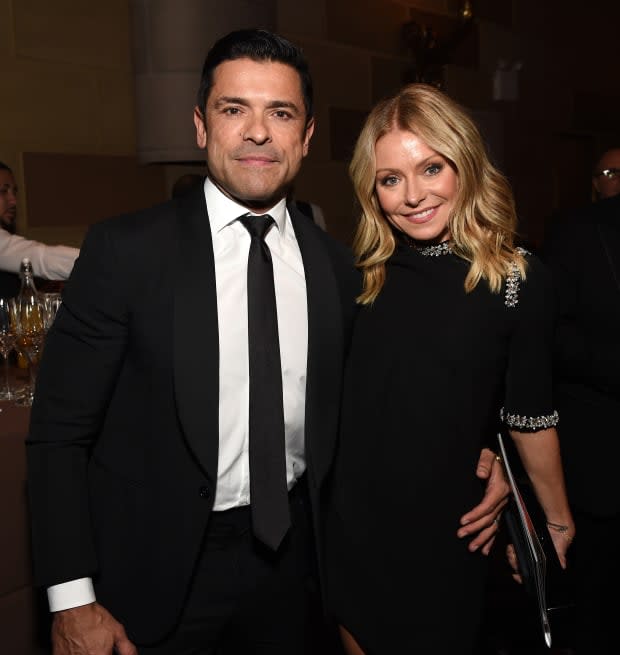 Mark Consuelos and Kelly Ripa pose during the Radio Hall of Fame Class of 2019 Induction Ceremony at Gotham Hall on Nov. 08, 2019, in New York City.<p><a href="https://www.gettyimages.com/detail/1186437088" rel="nofollow noopener" target="_blank" data-ylk="slk:Michael Kovac/Getty Images;elm:context_link;itc:0;sec:content-canvas" class="link ">Michael Kovac/Getty Images</a></p>