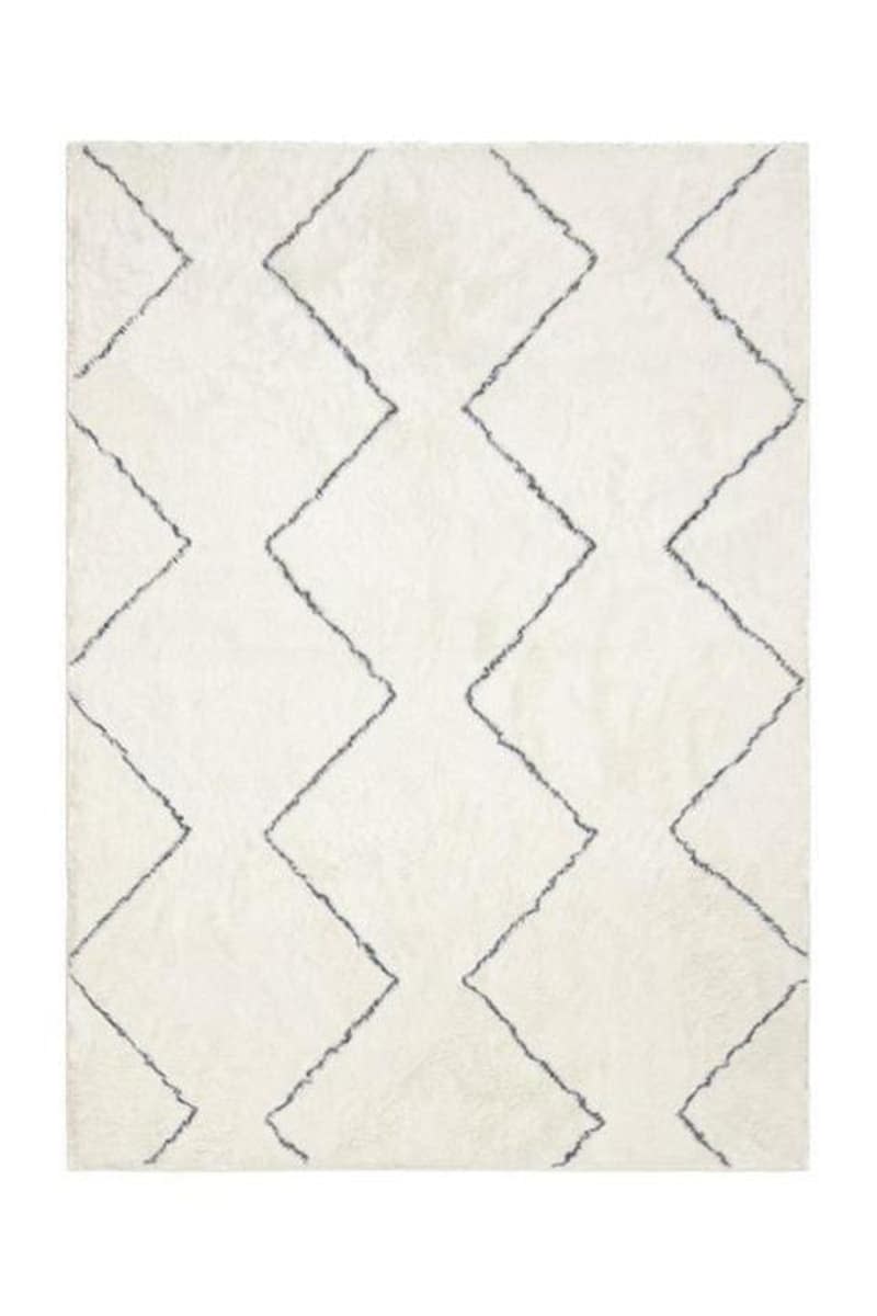 Moroccan Zigzag Plush Rug, 5' x 7'