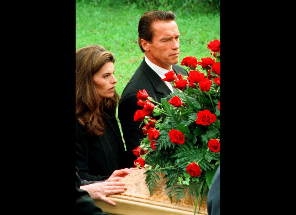 Austrian born actor Arnold Schwarzenegger, right, accompanied by his wife Maria Shriver, left, follow the coffin of his mother Aurelia Schwarzenegger, Wednesday August 5 1998 in his hometown Weiz in southern Austria. Aurelia died Sunday August 2, of a heart attack. (AP Photo/Helge O. Sommer/August 5, 1998)