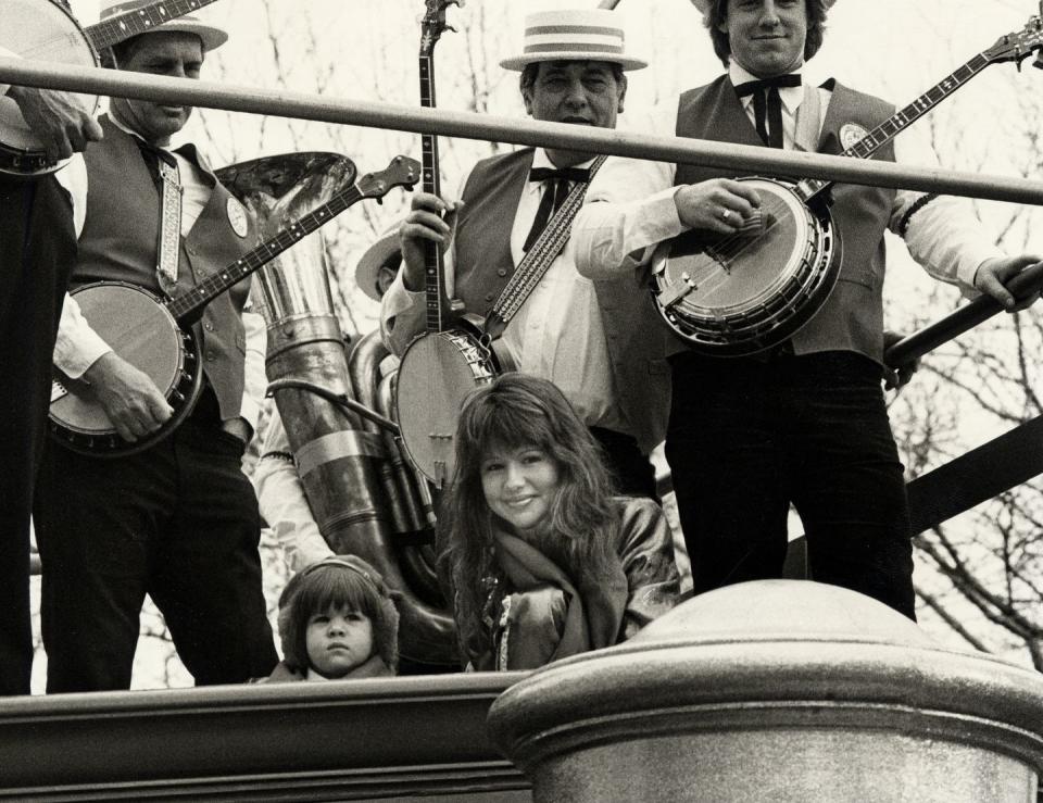 Macy's Thanksgiving Day Parade - November 16, 1987