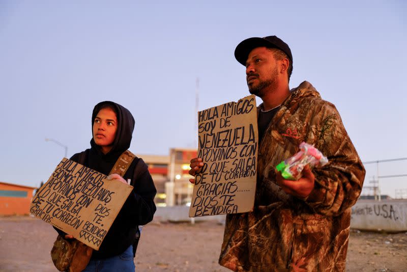 Asylum-seeking migrants at the border between Mexico and the United States, in Ciudad Juarez