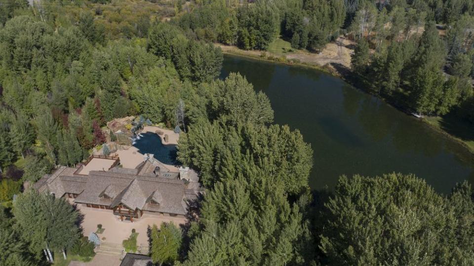 Bruce Willis Sells Idaho Estate for $5.5 Million