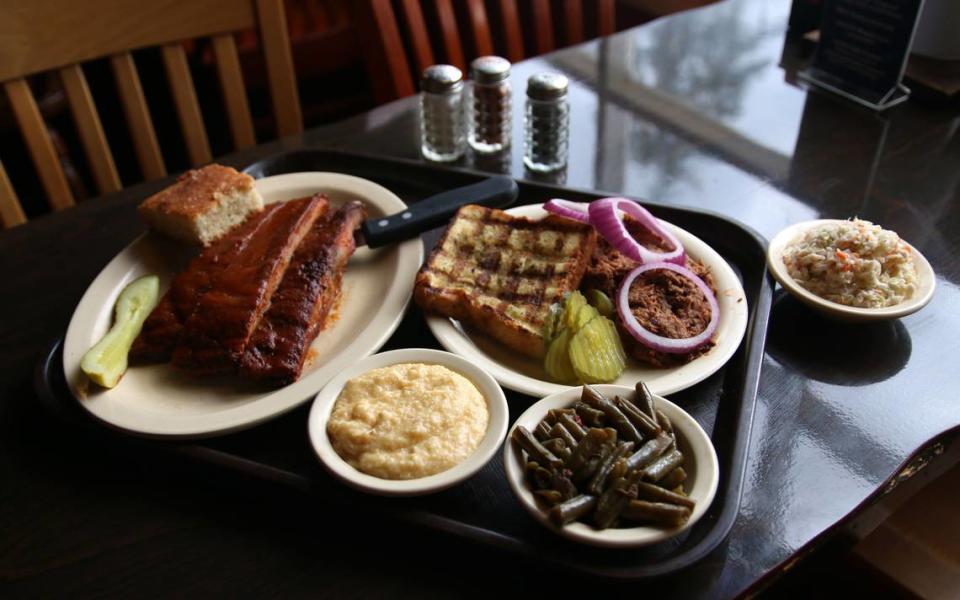 Billy’s Bar-B-Q had been in business since 1978, serving ribs, pulled pork, beef brisket, mutton, chicken wings and sides. This classic Lexington barbecue restaurant closed in November 2015.