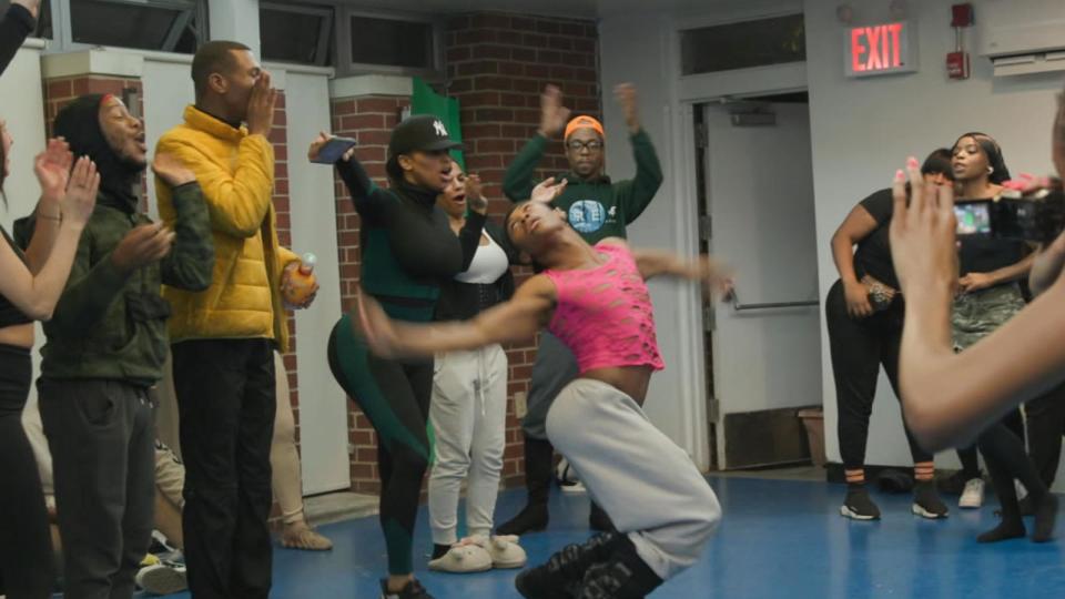 PHOTO: A vogue dancer hits the ballroom floor. (ABC News)