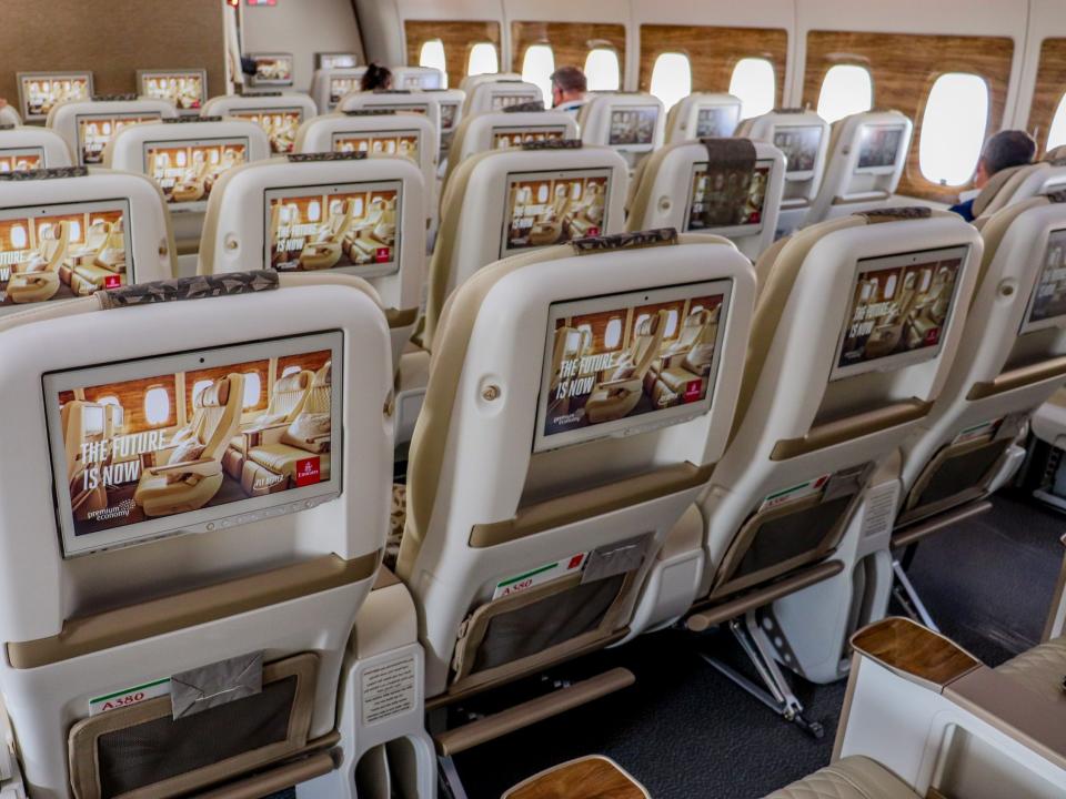Emirates Airbus A380 Refurbished Tour — Dubai Airshow Trip 2021