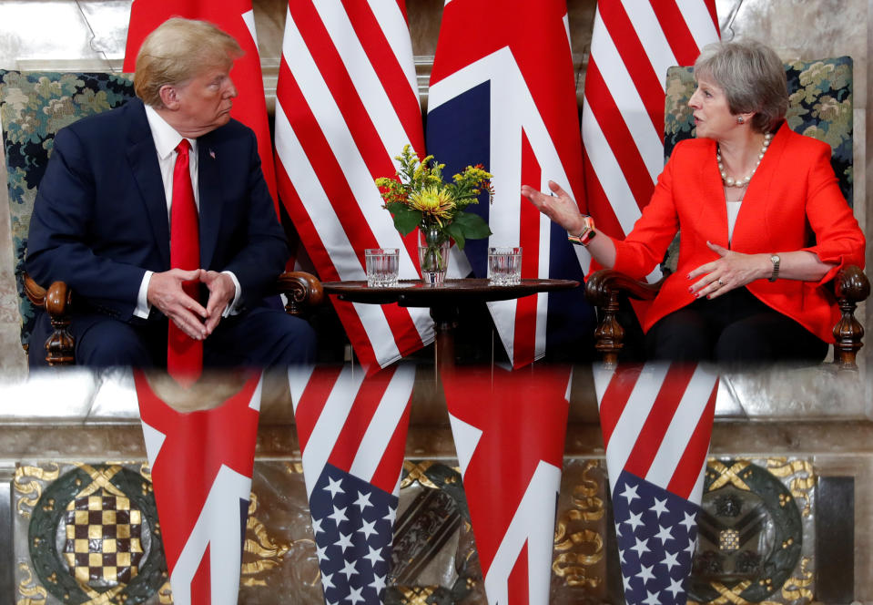 <p>President Donald Trump and British Prime Minister Theresa May meet at Chequers in Buckinghamshire, Britain, July 13, 2018. (Photo: Kevin Lamarque/Reuters) </p>