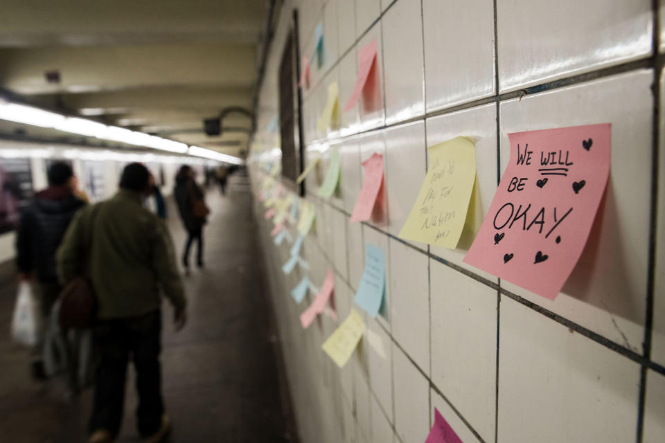 ‘Subway Therapy’ — Artist creates outlet for postelection venting in NYC