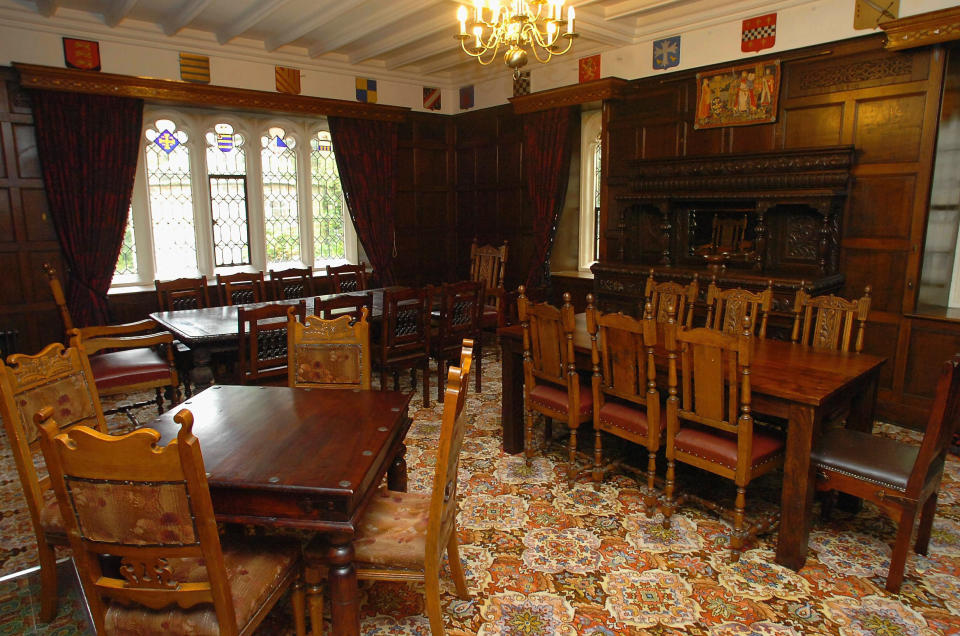 The grand dining room is one of nine reception rooms (SWNS.com)