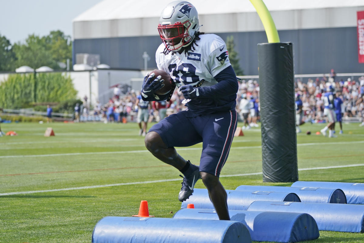 Patriots RB depth chart taking shape after Michel trade