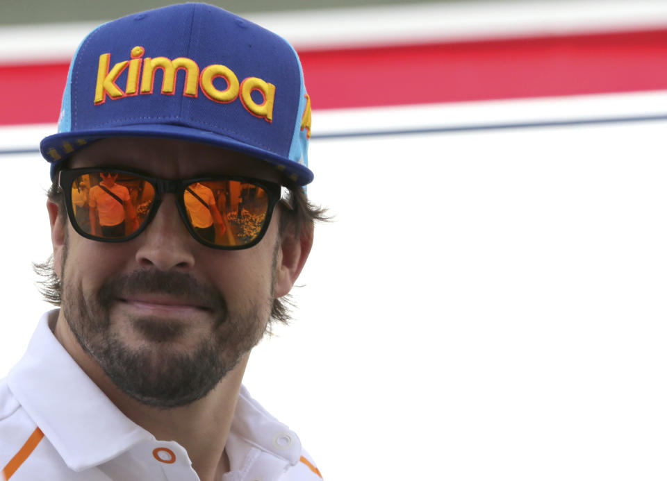 ARCHIVO - En esta foto del 25 de noviembre de 2018, el piloto de McLaren Fernando Alonso en el Gran Premio de Abu Dabi de la Fórmula Uno. (AP Foto/Kamran Jebreili)