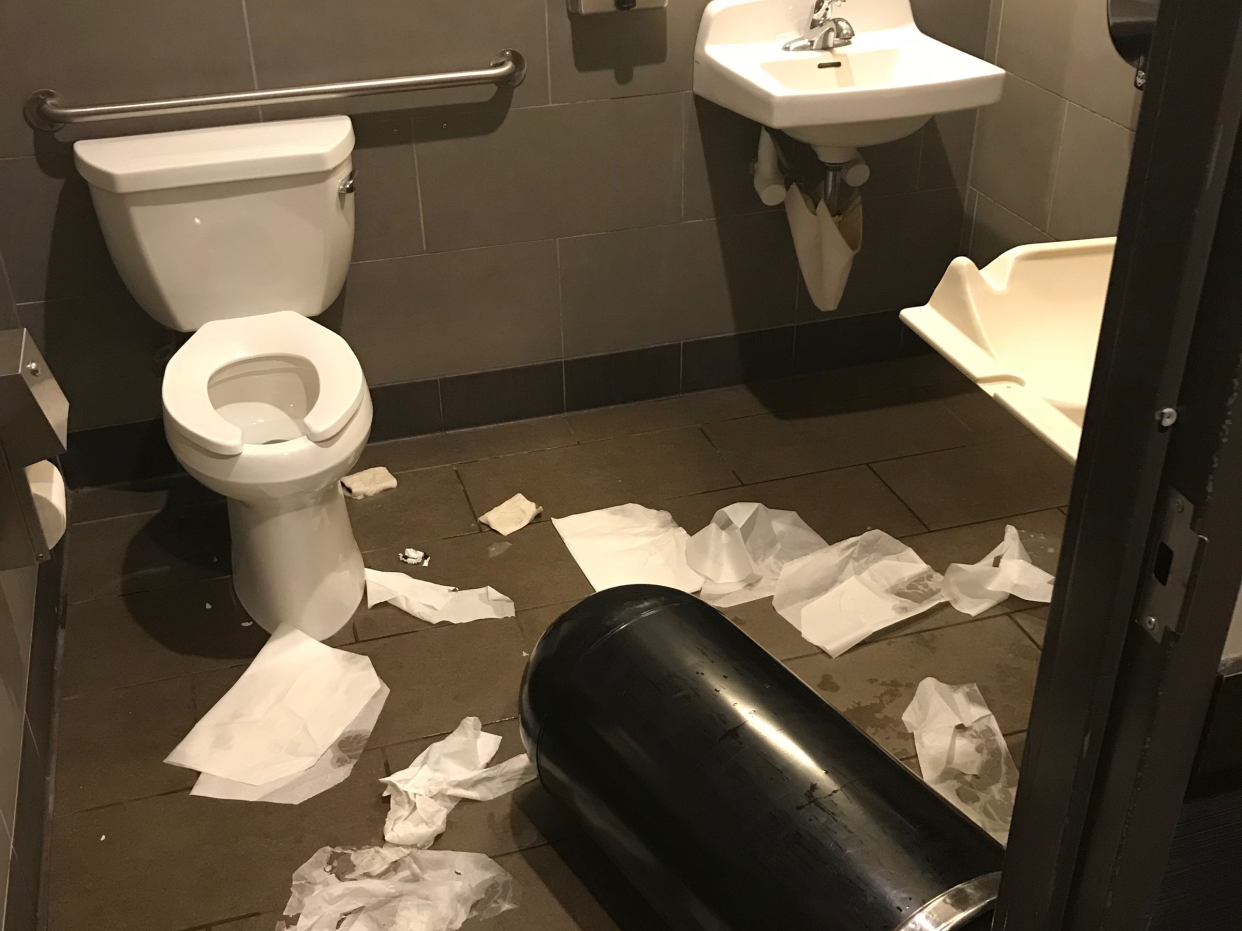 starbucks bathroom 