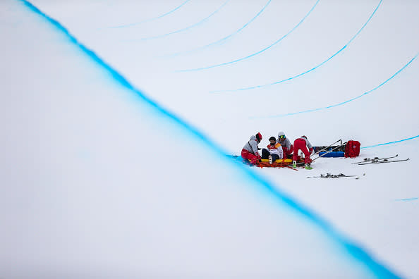 So etwa in der Snowboard-Halfpipe. Dort gab es schon früh einen Schockmoment.