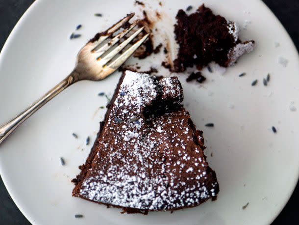 <p>This is an elegant take on flourless chocolate cake, made with earl grey tea, lavender, and flaky sea salt.<a href="https://www.seriouseats.com/lavender-earl-great-flourless-chocolate-cake-recipe">Get the recipe!</a></p> 
<p class="caption">[Photograph: Maria del Mar Sacasa]</p>