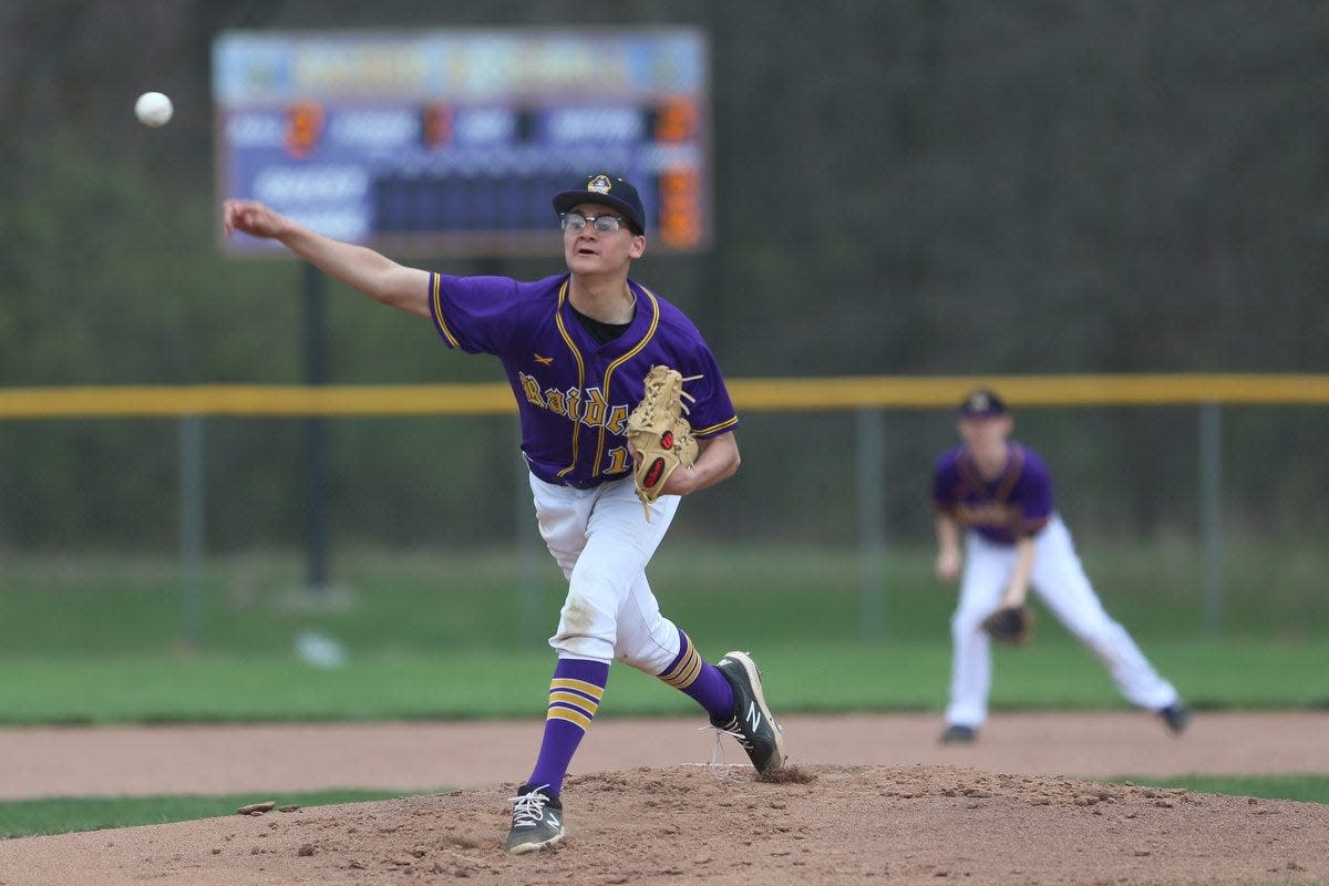 Junior pitcher/infielder Gabe DeJesus has returned to help lead Reynoldsburg, which believes a better season is on the horizon after going 7-20 last spring. “They have the talent to do whatever they want to do this year,” coach Bob Benjamin said.