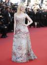 <p>Elle was truly beautiful in a 3D-like floral Dior gown.<br><i>[Photo: AP]</i> </p>